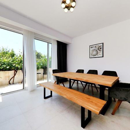 Apartman Dana Zara Esterno foto