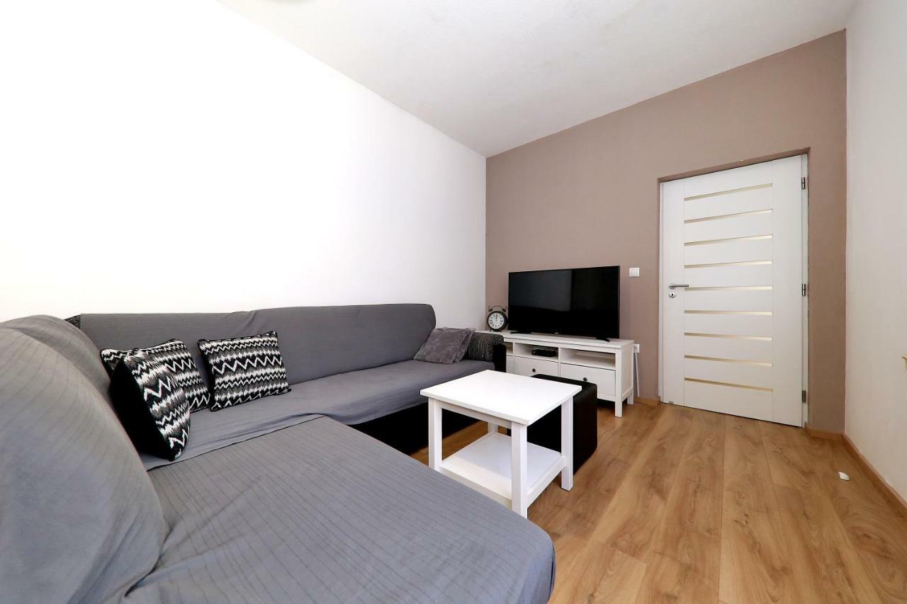 Apartman Dana Zara Esterno foto