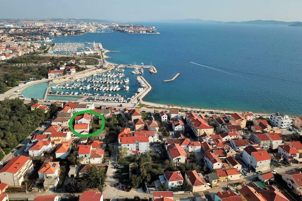 Apartman Dana Zara Esterno foto